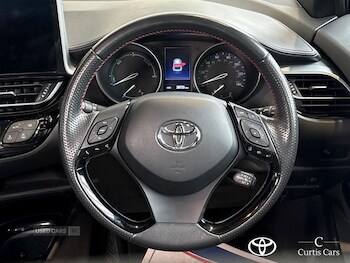 Used Toyota C-HR 2022 for sale - 78128659: Photo