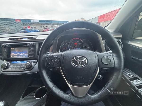 Used Toyota RAV4 2015 for sale - 76359290: Photo 25