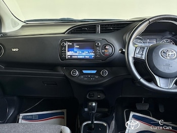 Used Toyota Yaris 2020 for sale - 79034721: Photo