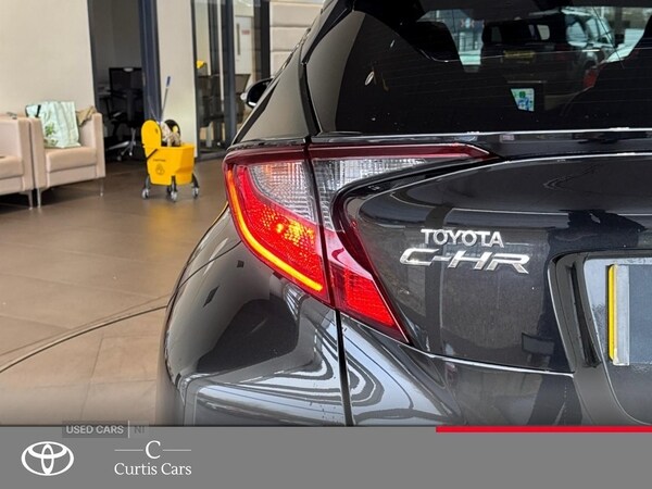 Used Toyota C-HR 2022 for sale - 77400999: Photo 43