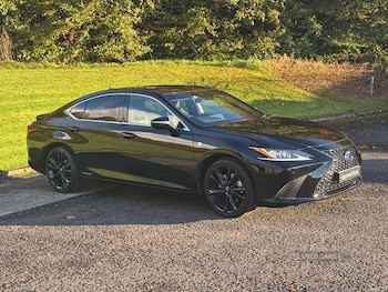 2022 - 300h 2.5 F-Sport 4dr CVT