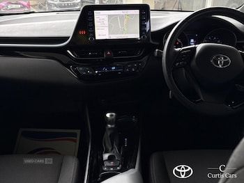 Used Toyota C-HR 2022 for sale - 79034707: Photo