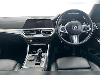 Used BMW 3 Series 2021 for sale - 79282110: Photo