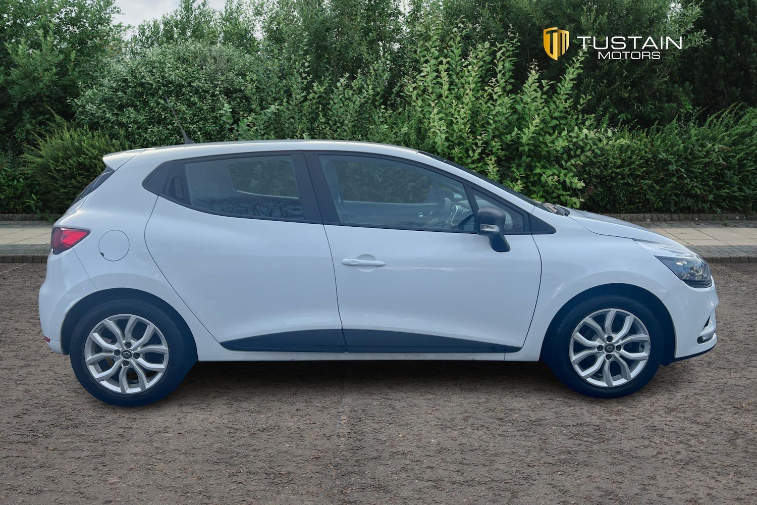 Used Renault Clio 2017 for sale - 76564612: Photo 8