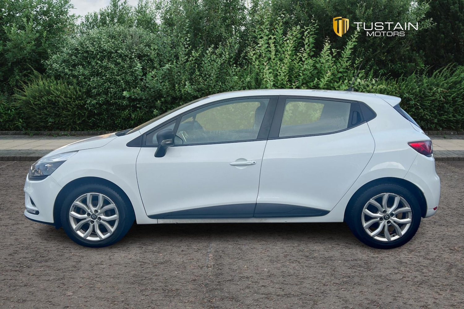 Used Renault Clio 2017 for sale - 76564612: Photo 9