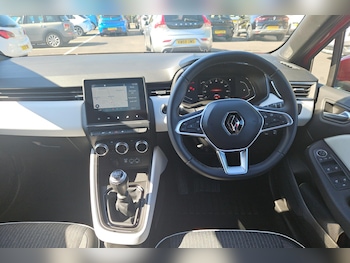 Used Renault Clio 2022 for sale - 75981136: Photo 4