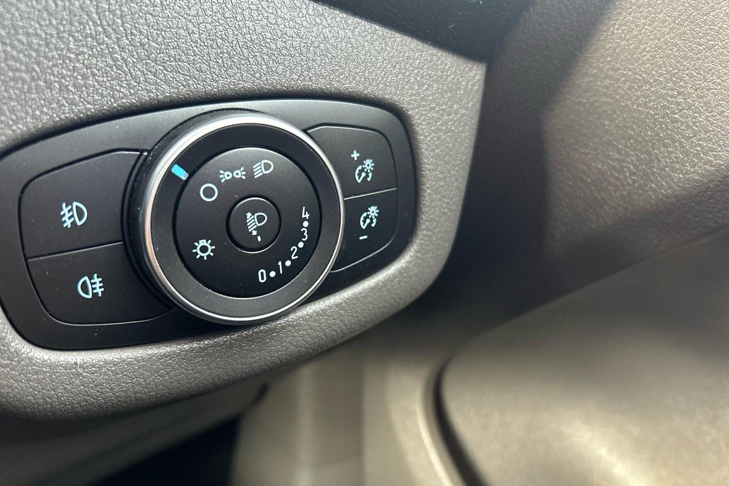 Used Ford Transit Connect 2019 for sale - 76576379: Photo 20