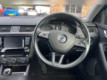 Used Skoda Octavia 2016 for sale - 76421539: Photo