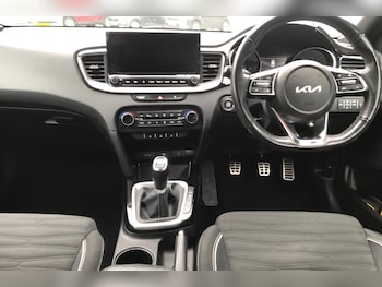 Used Kia Ceed 2022 for sale - 76141411: Photo