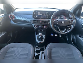 Used Hyundai i10 2023 for sale - 77617664: Photo