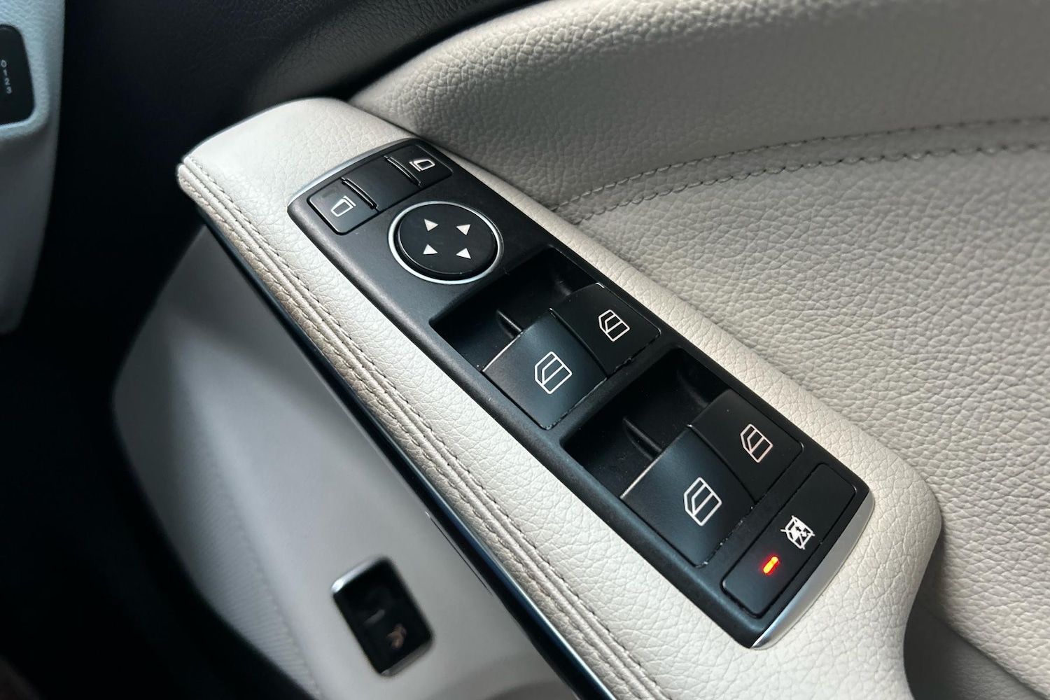 Used Mercedes-Benz GLA 2017 for sale - 76442596: Photo 24