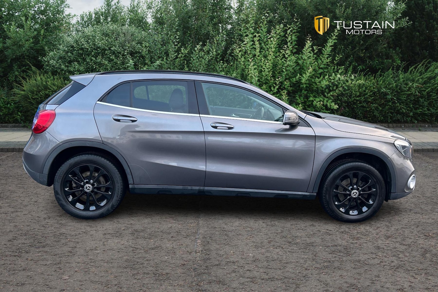 Used Mercedes-Benz GLA 2017 for sale - 76442596: Photo 8