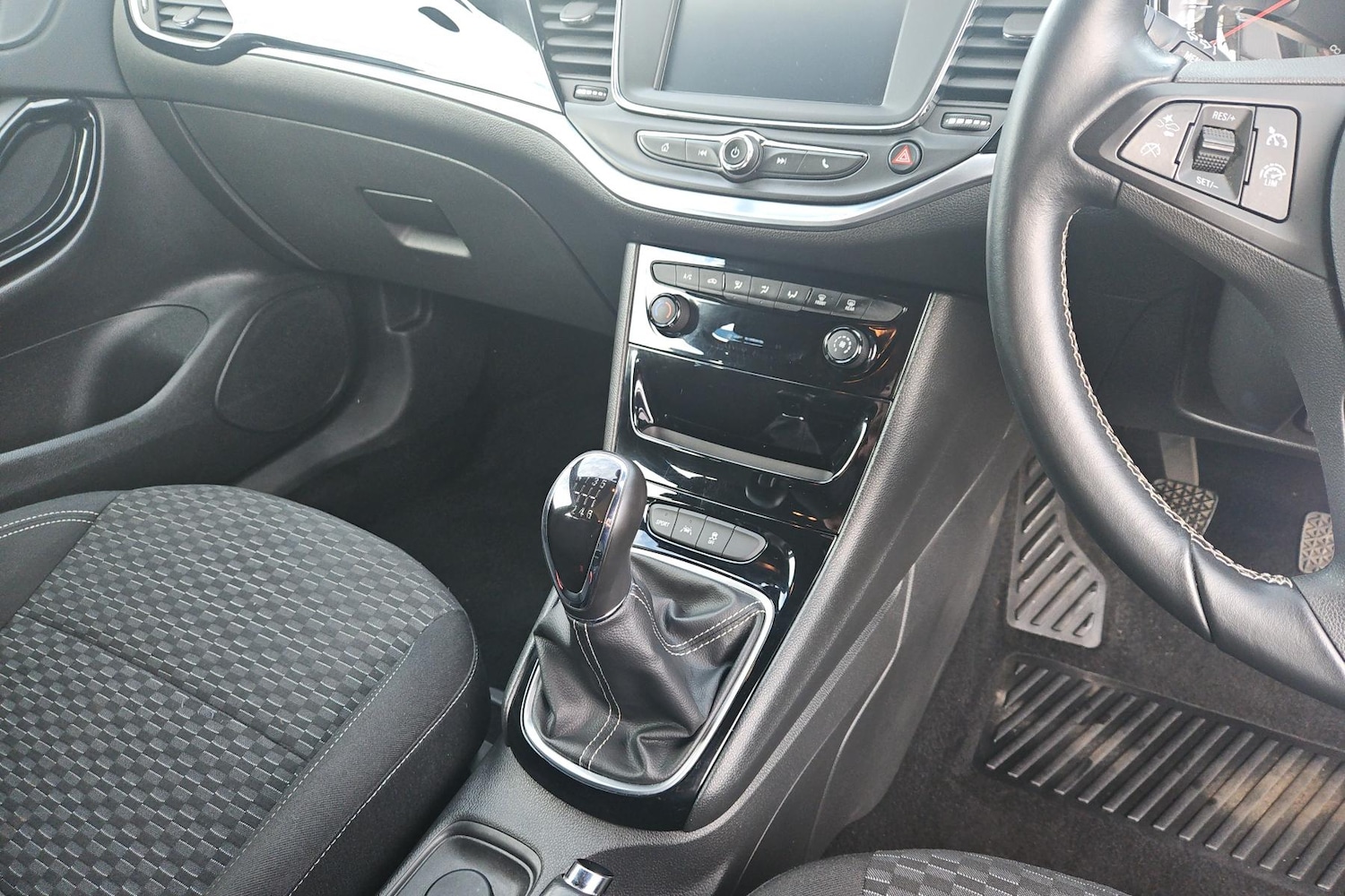 Used Vauxhall Astra for sale - 77283600: Photo 14