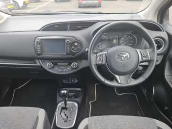Used Toyota Yaris 2020 for sale - 74923018: Photo