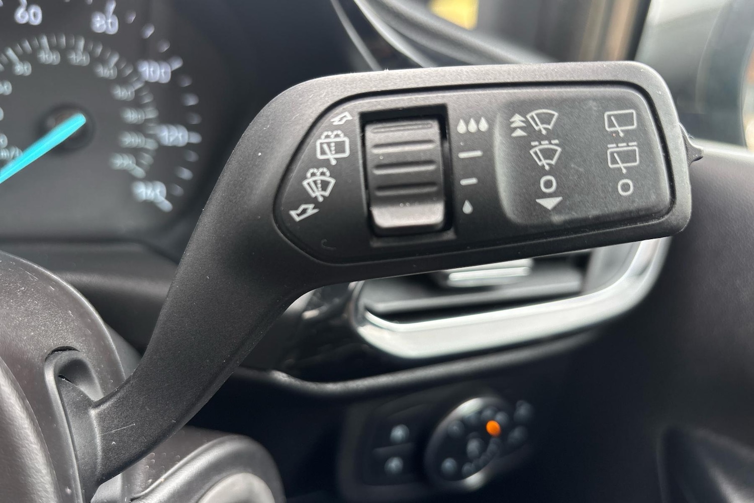 Used Ford Fiesta 2018 for sale - 76274302: Photo 25