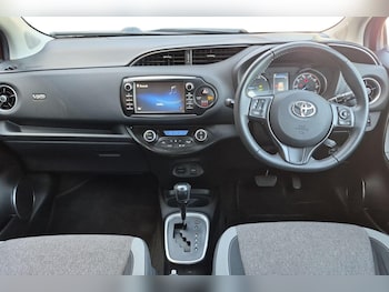 Used Toyota Yaris 2020 for sale - 79567773: Photo