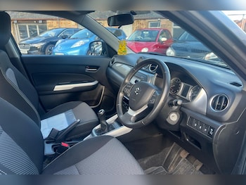 Used Suzuki Vitara 2015 for sale - 76390966: Photo