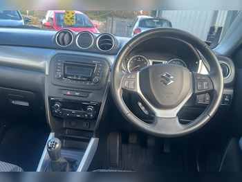 Used Suzuki Vitara 2015 for sale - 76390966: Photo