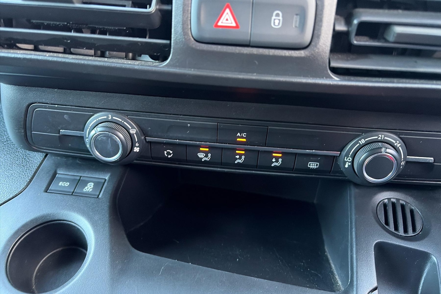 Used Peugeot Rifter 2019 for sale - 77240006: Photo 16