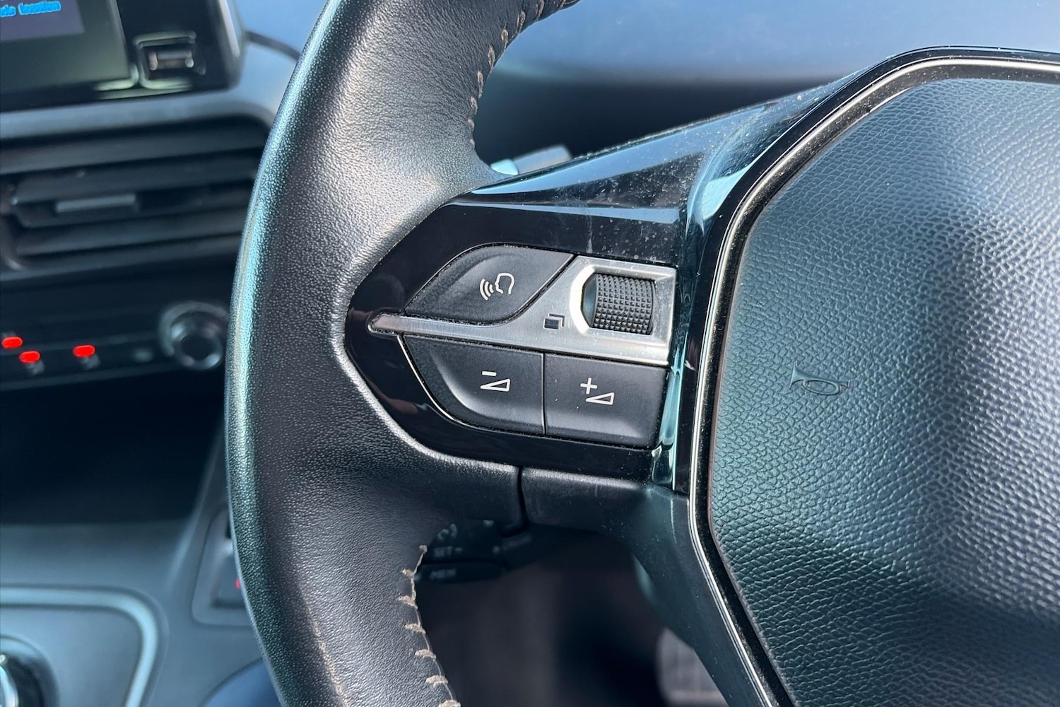 Used Peugeot Rifter 2019 for sale - 77240006: Photo 17