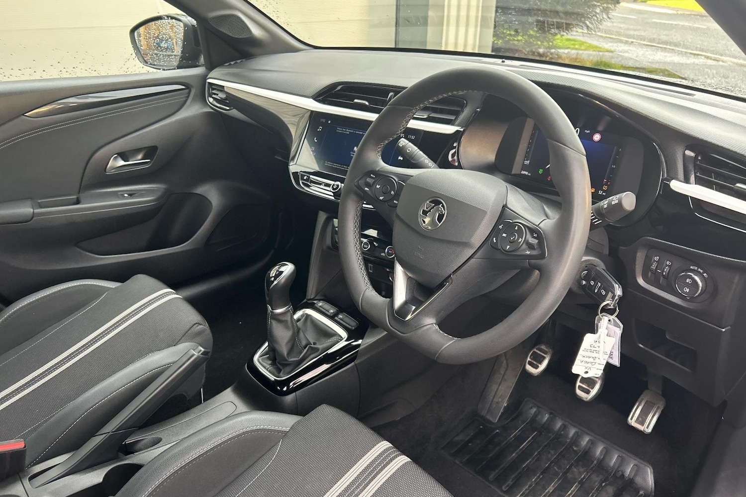 Used Vauxhall Corsa 2023 for sale - 76746430: Photo 2