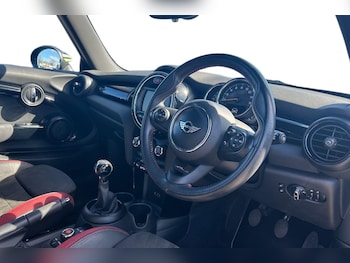 Used MINI Hatch 2018 for sale - 78664790: Photo