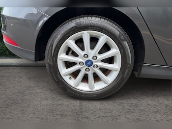 Used Ford Focus 2017 for sale - 78920326: Photo