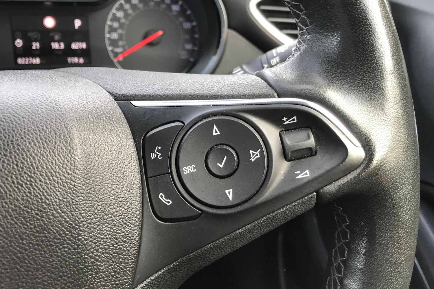 Used Vauxhall Crossland 2022 for sale - 76805126: Photo 21