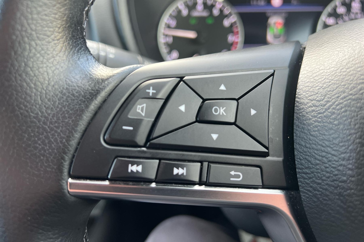 Used Nissan Juke 2023 for sale - 76845681: Photo 18