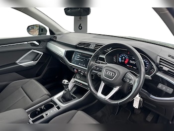 Used Audi Q3 2021 for sale - 75637591: Photo