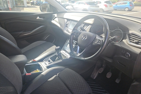 Used Vauxhall Grandland X 2021 for sale - 76274312: Photo 2