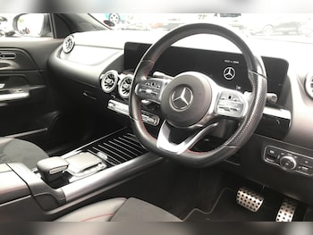Used Mercedes-Benz GLA 2022 for sale - 76141358: Photo 2
