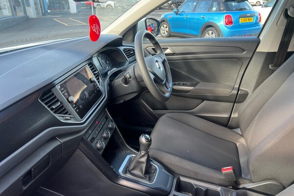 Used Volkswagen T-Roc 2020 for sale - 76248920: Photo 5