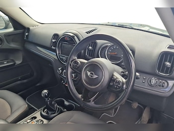Used MINI Countryman 2017 for sale - 78920317: Photo