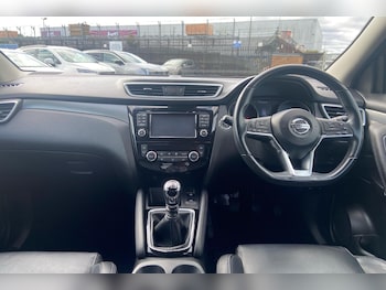 Used Nissan Qashqai 2018 for sale - 75778685: Photo