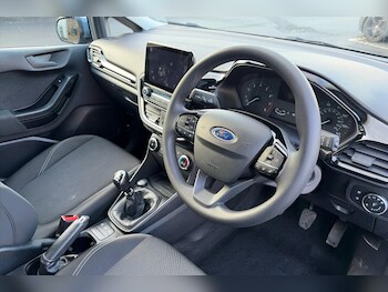 Used Ford Fiesta 2022 for sale - 77240010: Photo