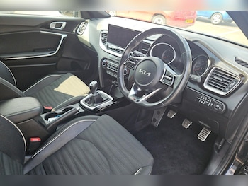 Used Kia Ceed 2022 for sale - 75555189: Photo