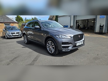 Used Jaguar F-Pace 2017 for sale - 78937109: Photo