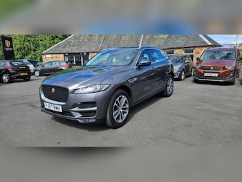 Used Jaguar F-Pace 2017 for sale - 78937109: Photo