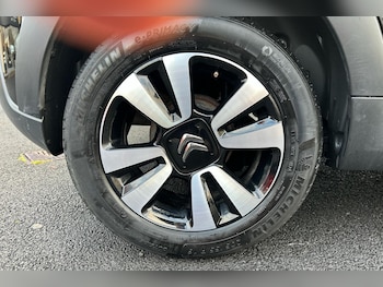 Used Citroen C3 2023 for sale - 76649424: Photo