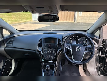 Used Vauxhall Astra GTC 2018 for sale - 77351071: Photo