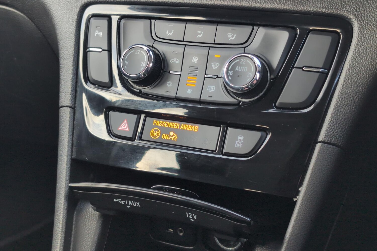 Used Vauxhall Mokka X 2018 for sale - 77827782: Photo 18