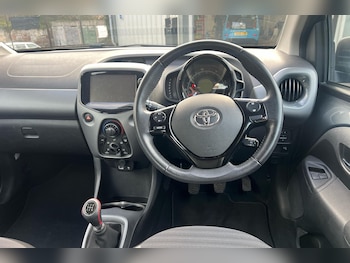 Used Toyota AYGO 2018 for sale - 76436008: Photo