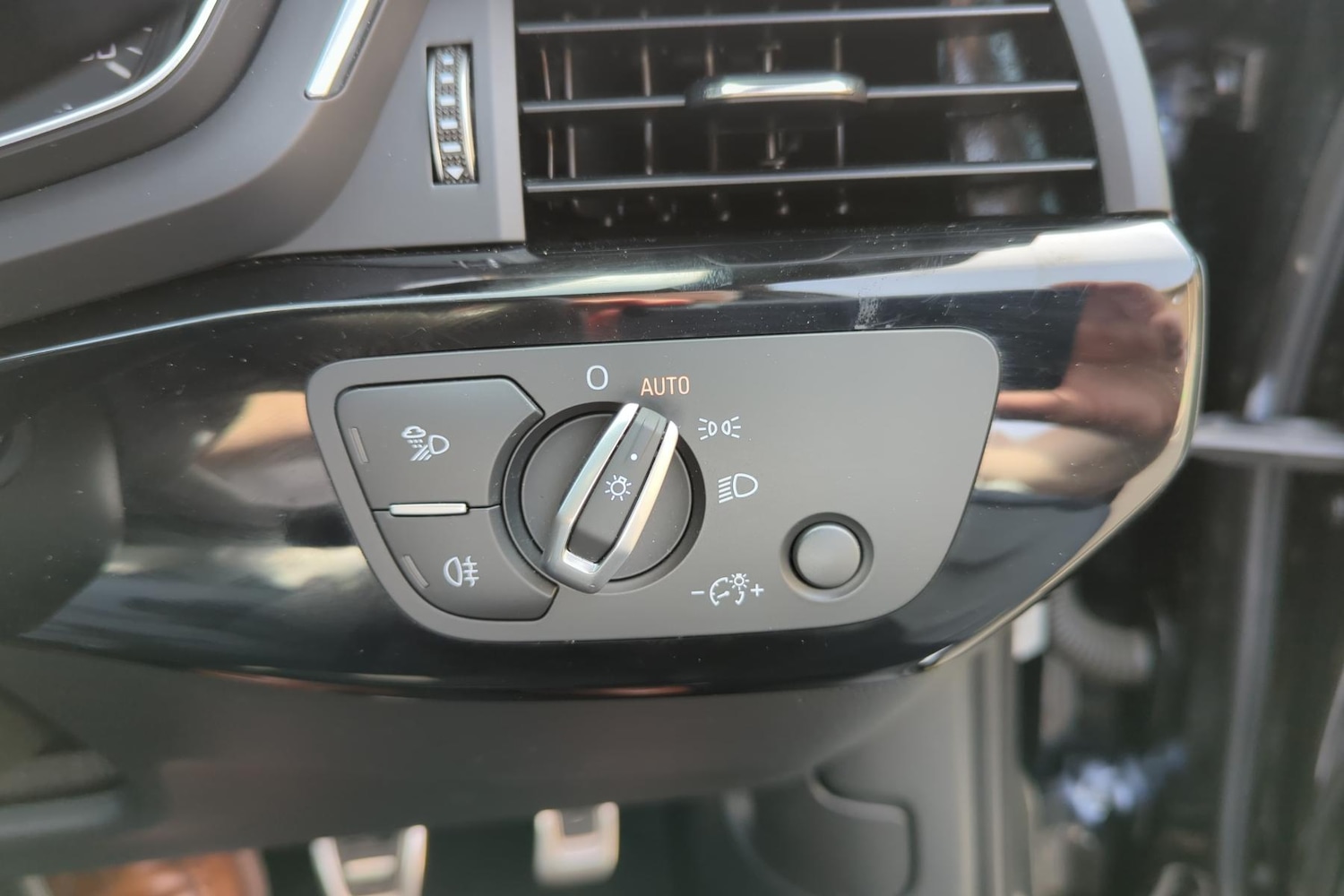 Used Audi A4 2019 for sale - 76401545: Photo 22