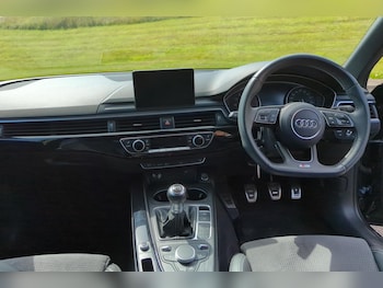 Used Audi A4 2019 for sale - 76401545: Photo