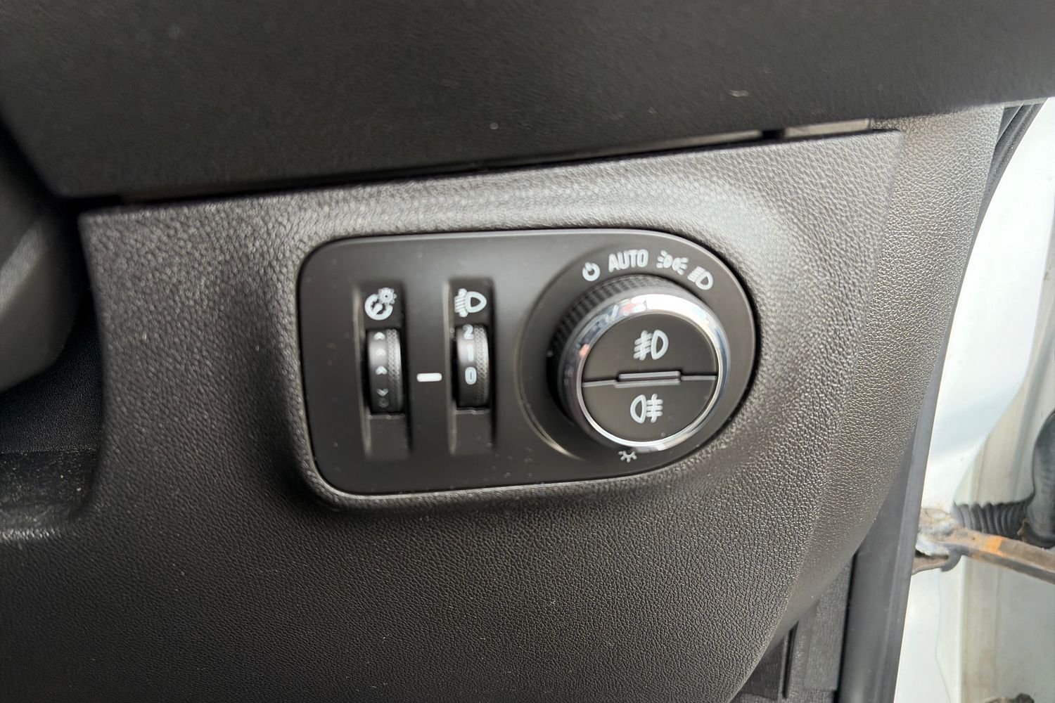 Used Vauxhall Corsa 2015 for sale - 77758189: Photo 19