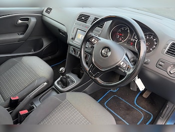 Used Volkswagen Polo 2018 for sale - 77100080: Photo