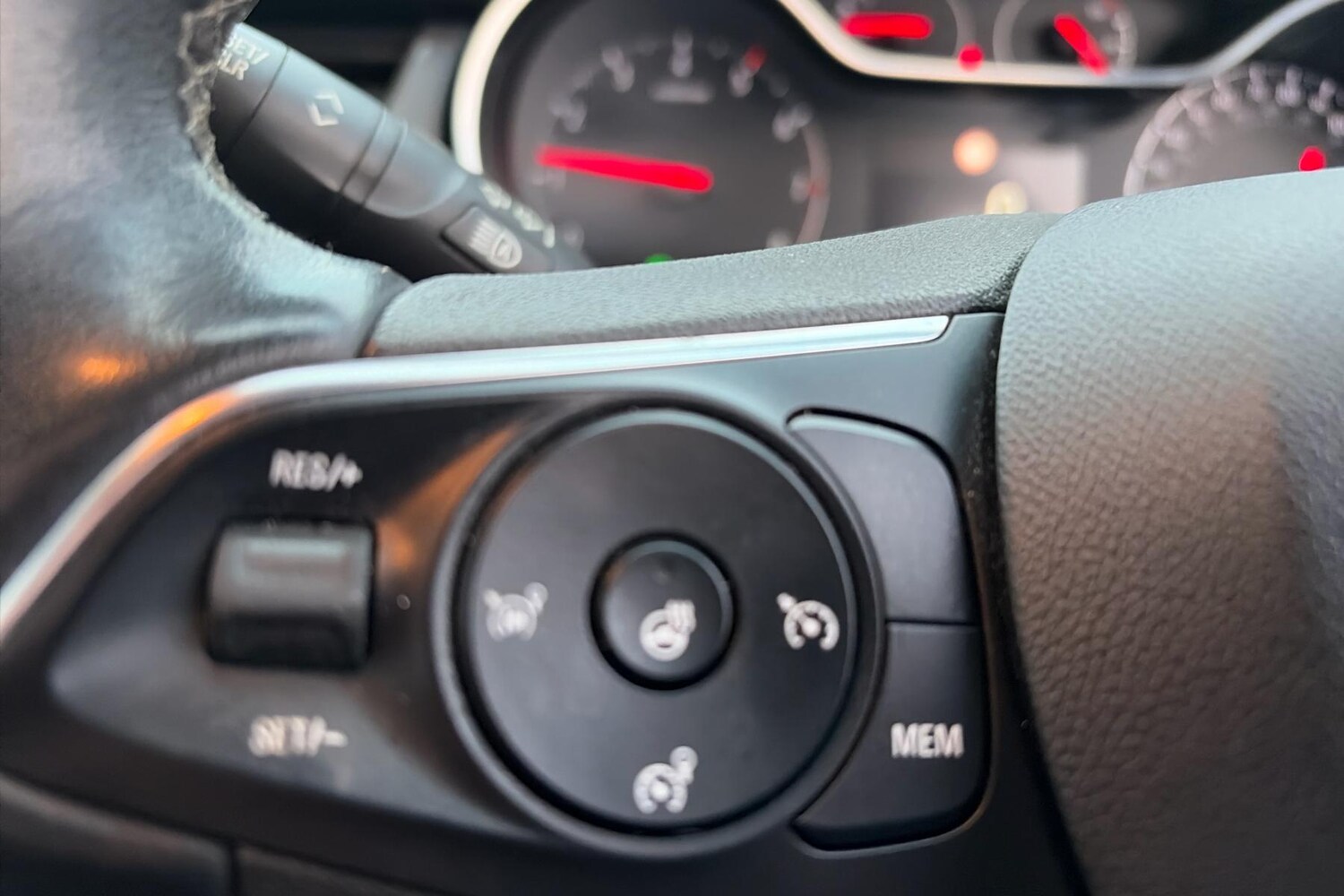 Used Vauxhall Crossland 2021 for sale - 76757341: Photo 15