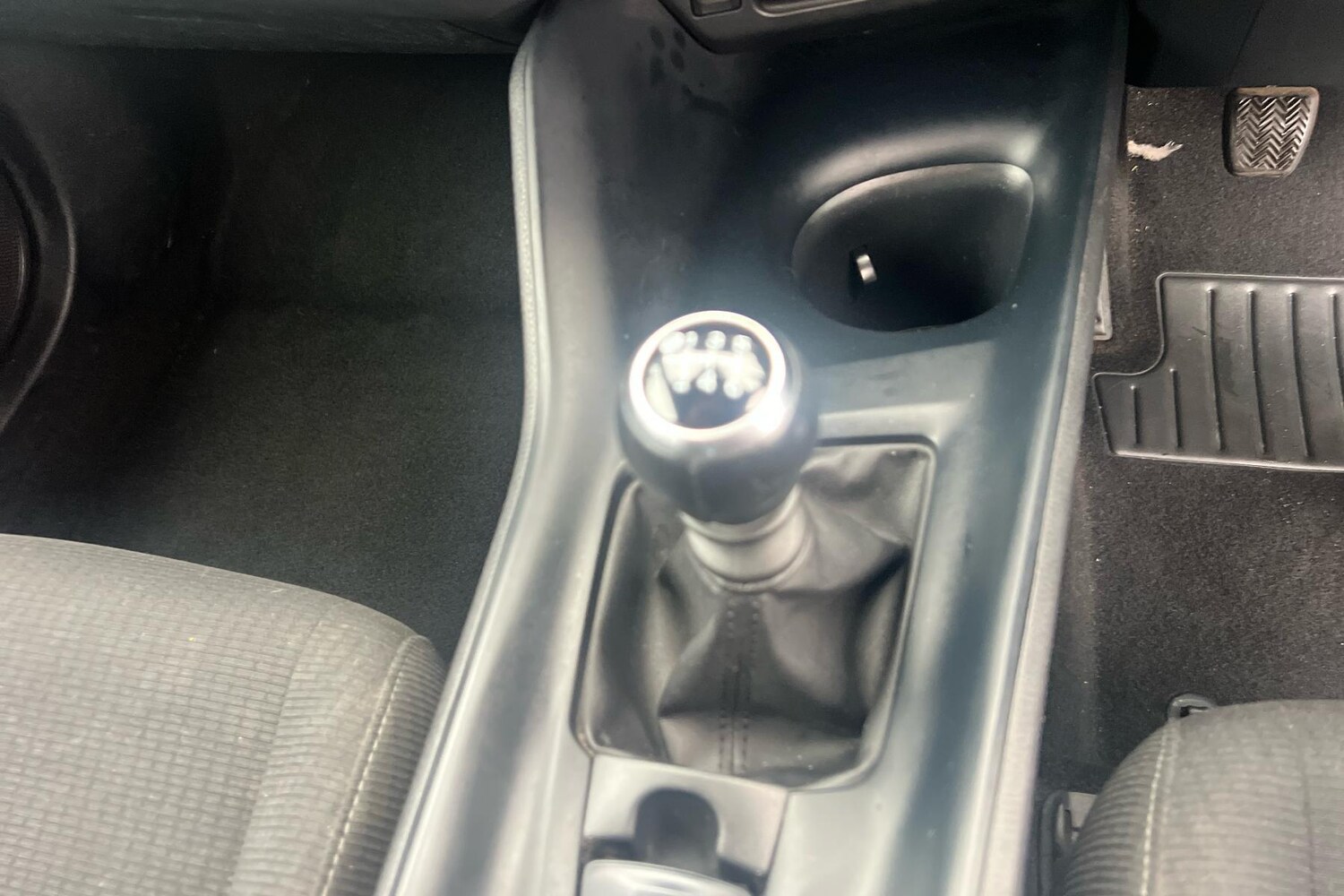Used Toyota C-HR 2019 for sale - 76133393: Photo 14