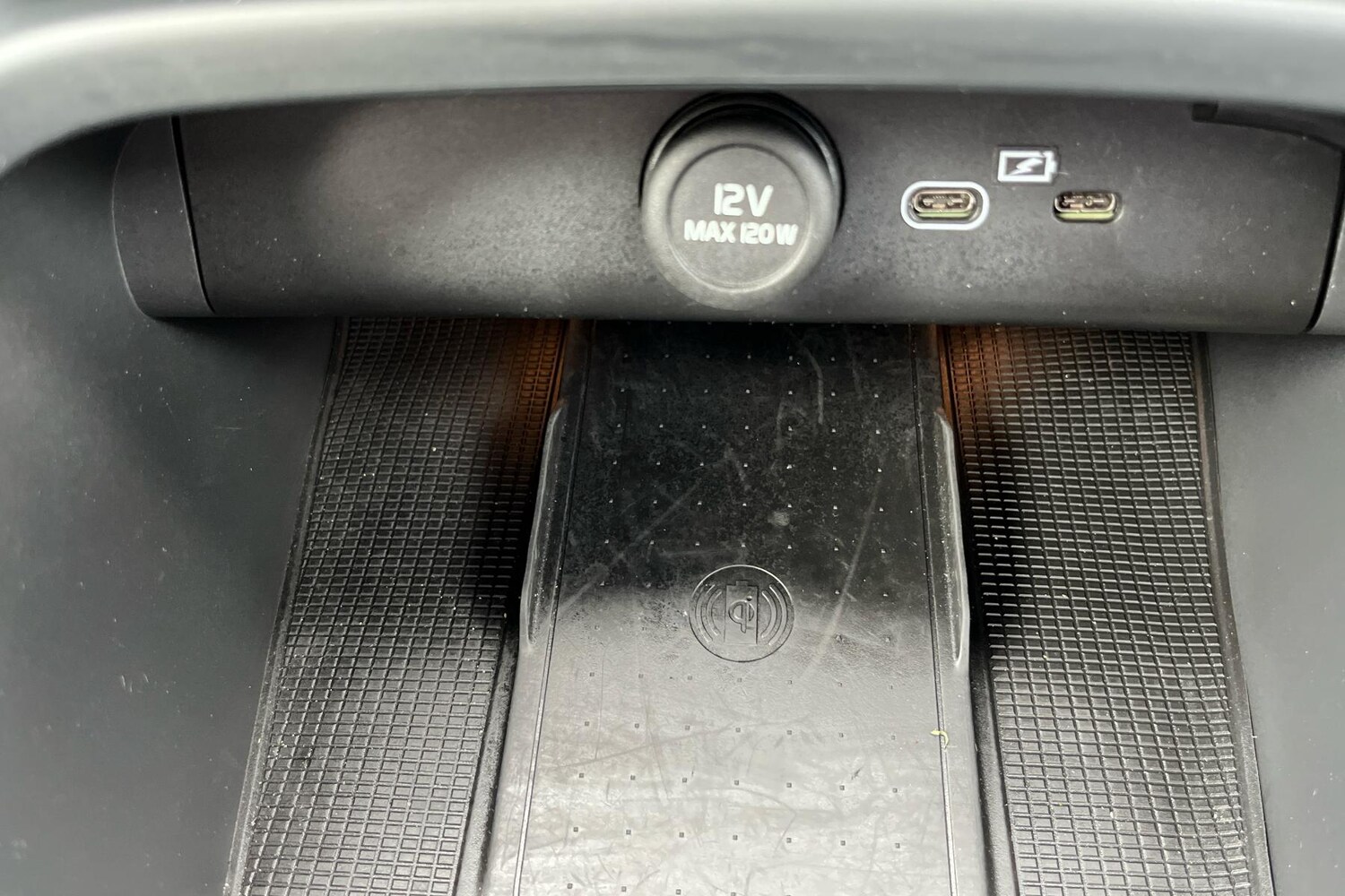 Used Volvo XC40 2023 for sale - 77500728: Photo 18